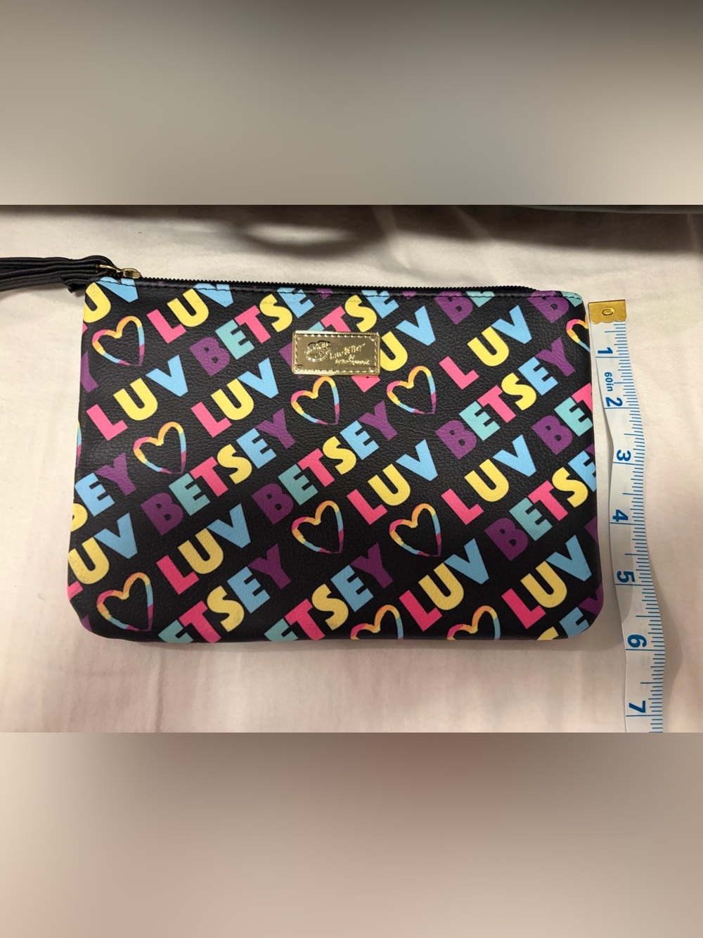 Betsey Johnson Weekender and Wrislet (2 Pieces) Multicolor LUV Logo - Picture 3 of 13